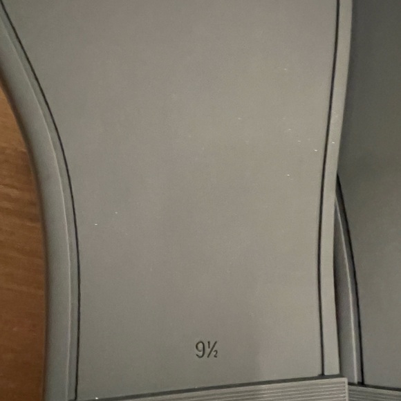 Tory Burch Slide Sandals - Picture 6 of 6